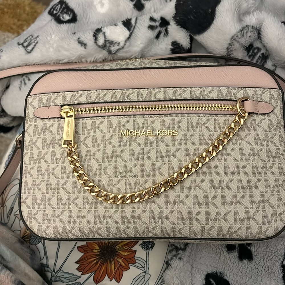 Michael Kors crossbody